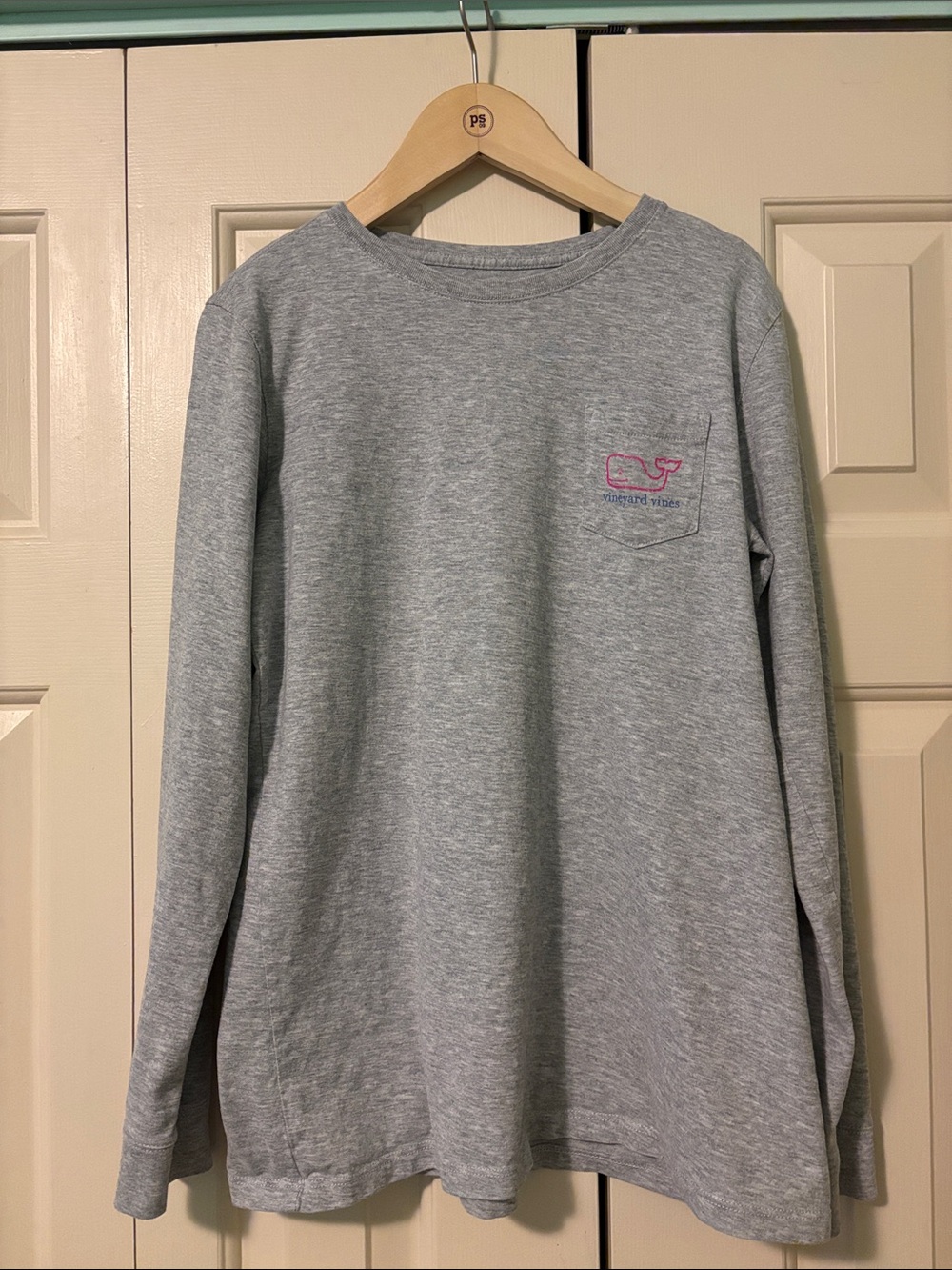 Vineyard Vines Long Sleeve Tee - Heather Gray with Pink Whale